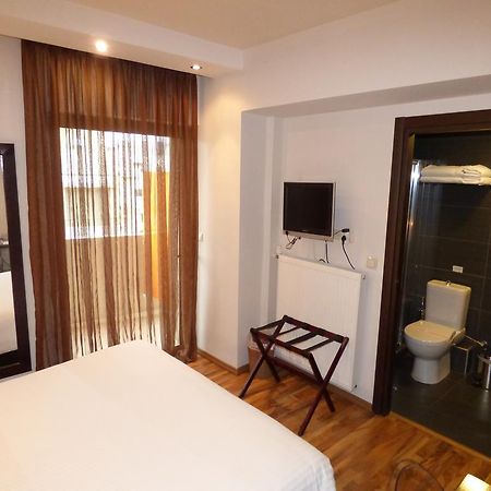 Athens Habitat Aparthotel Екстериор снимка